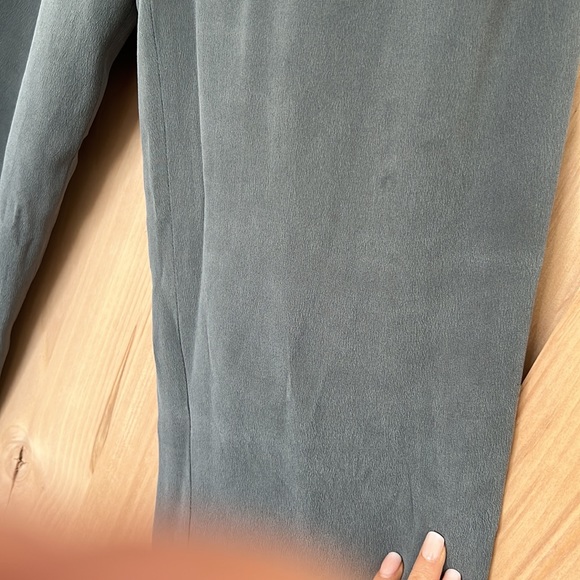 Silk two piece set, cropped jacket high waisted pants embroidery details, size 4 - Picture 7 of 9